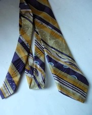 Georgina von Ertzdorf England silk tie