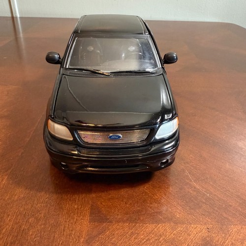 American Muscle Harley Davidson Ford F150 Pickup 1/18 Diecast 2000 Black Limited - Picture 4 of 16