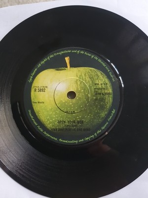 YOKO ONO JOHN LENNON PLASTIC BAND ''OPEN YOUR BOX/POWER''  1971 APPLE UK 45!