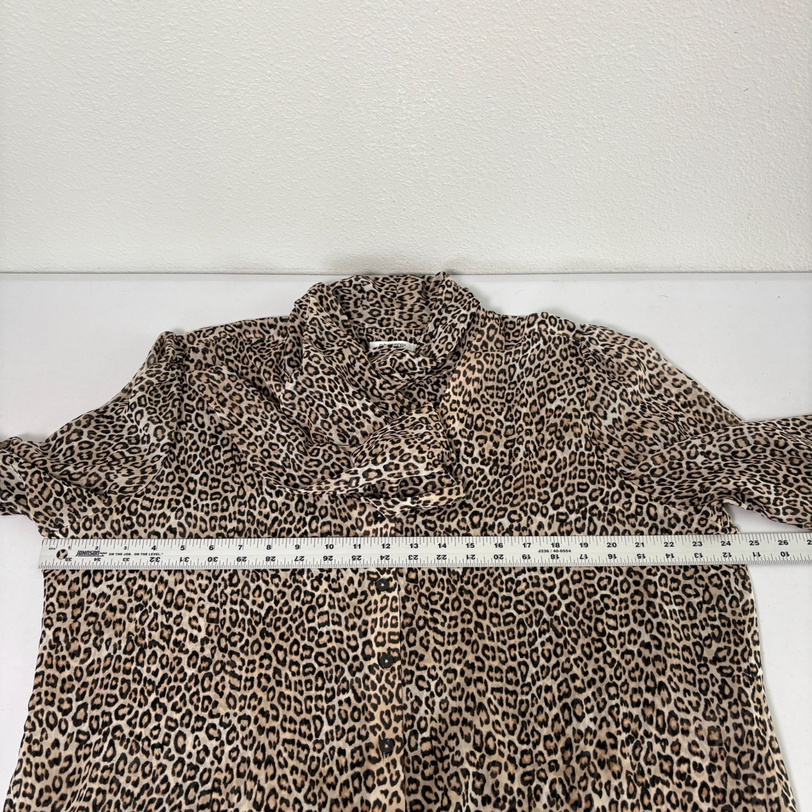 Chicos Blouse Womens 3 US 16 Brown Tan Leopard Print Tie Collar Button Front Top