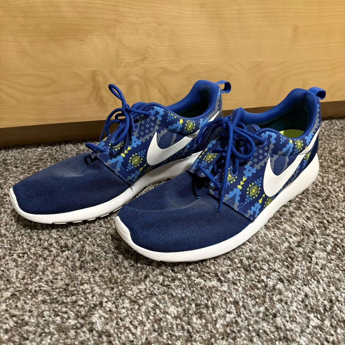 Nike Men\'s RosheRun Print‎ Sneaker Blue Fabric Size 9M Used 2025 Nike Shoes Mens 10.5 Roshe Run Camouflage Sneakers Blue Lace  main image 4
