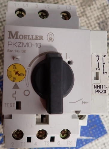 Moeller Motor Protector PKZM0-16 10kA @ 600VAC 16A din rail mount - TESTED