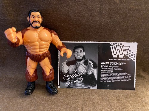 WWF HASBRO Giant Gonzalez 1994 Series 10 + Blue Bi...