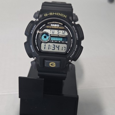 Casio G-SHOCK DW-9052 Digital Men's Watch New In Box With Paper Work