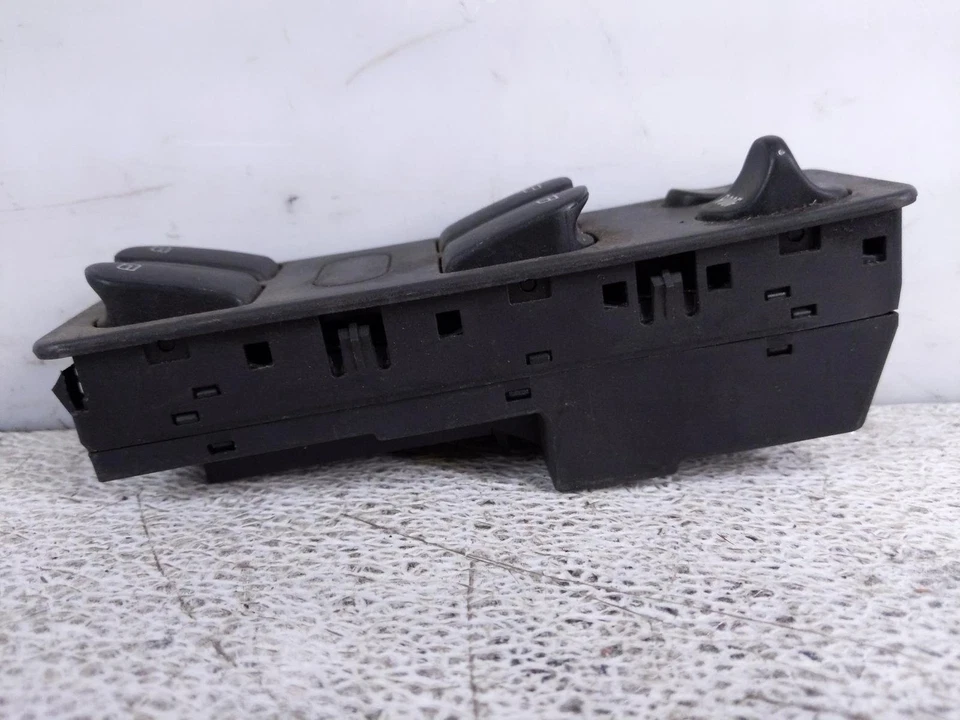 Controlador de interruptor de control de ventana principal Saab 900 1994-1998 4615860 Foto 3 de 4