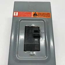 Square D Q02L30S Enclosure Load Center 30A Amp Circuit Breaker