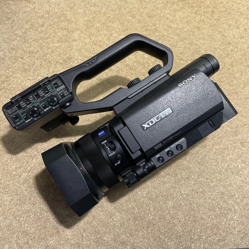 Sony PXW-X70 HD XDCAM AVCHD Pro Video Camera SDI BBC Broadcast Camcorder & Cased - Image 3 of 4