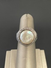 Beautiful Sterling Silver Mother of Pearl Ring Size 6.5