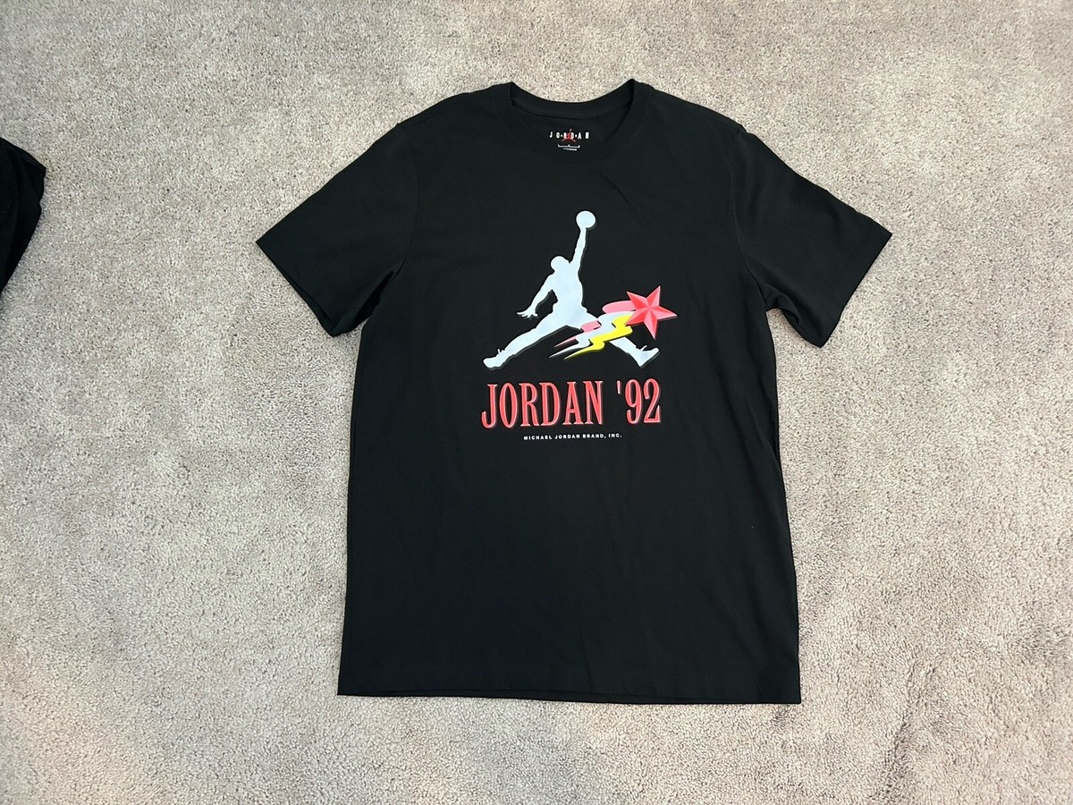 Nike Air JORDAN 1992 Graphic Crew Neck Size XL T-Shirt Tee Nike Air JORDAN 1992 Graphic Crew Neck Size XL T-Shirt Tee