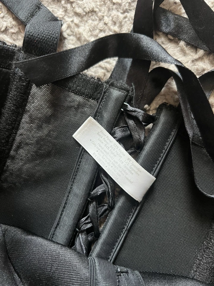 Espartilho cacique top 14/16 preto rosa gancho de renda olho fada gótica coquete anos 2000 Y2K - Imagem 4 de 4