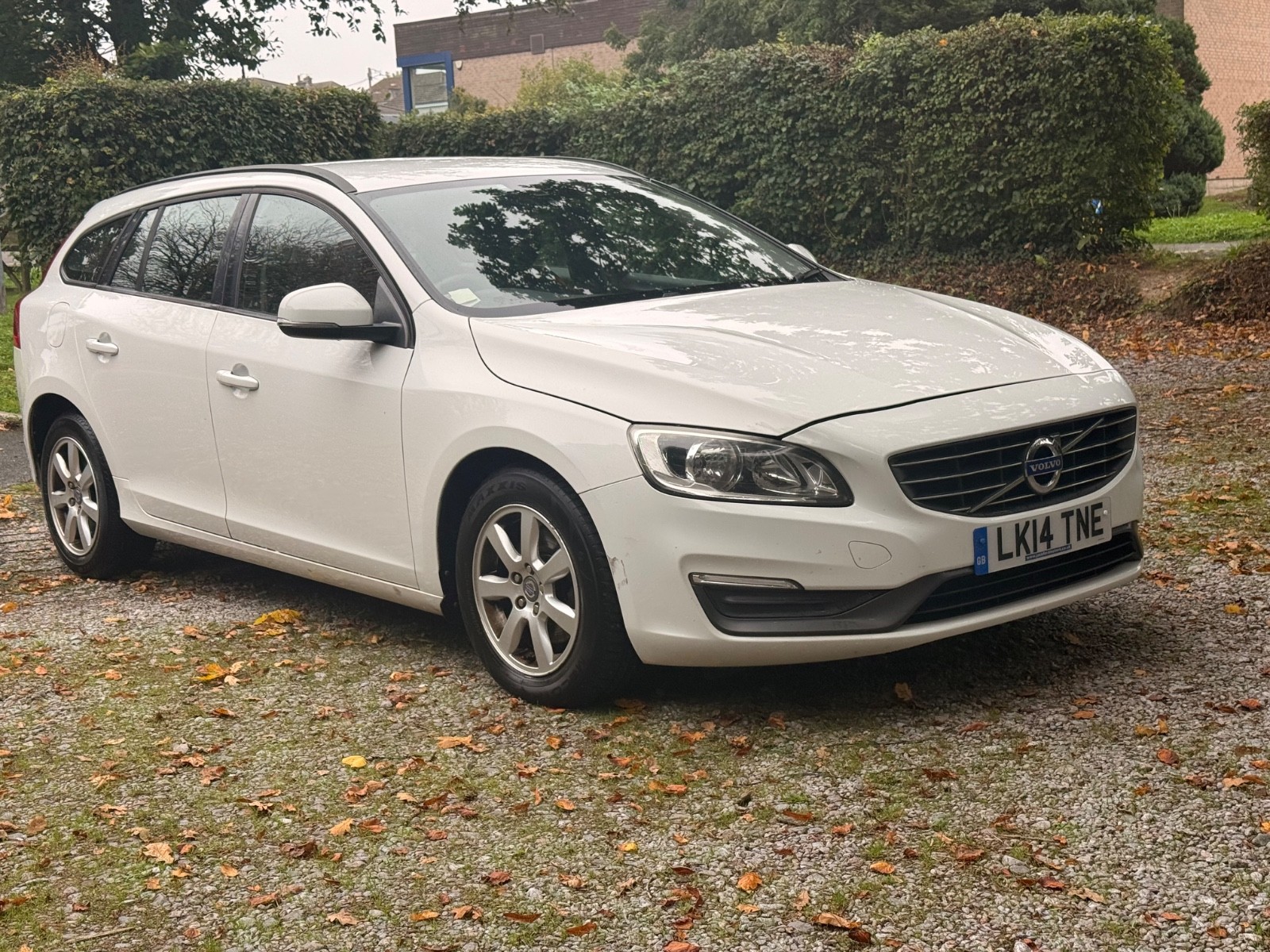 v60 estate volvo cars 1.6d