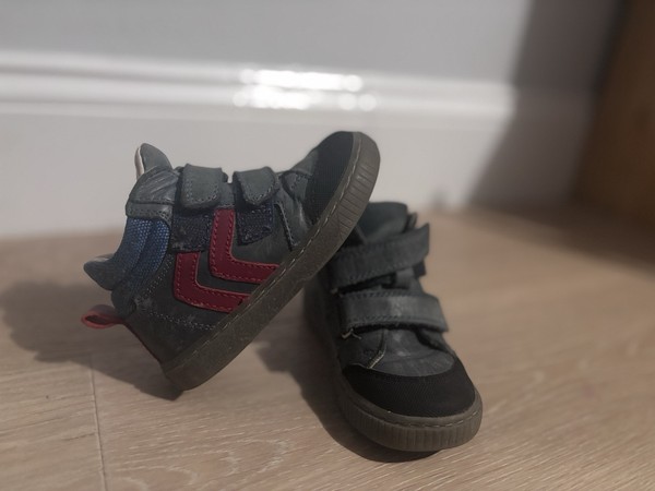 Zapatos Loppta para niño pequeño 7-7,5