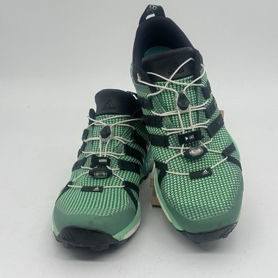 ADIDAS WOMEN'S TERREX SKY CHASER TRAIL SNEAKER - US 9