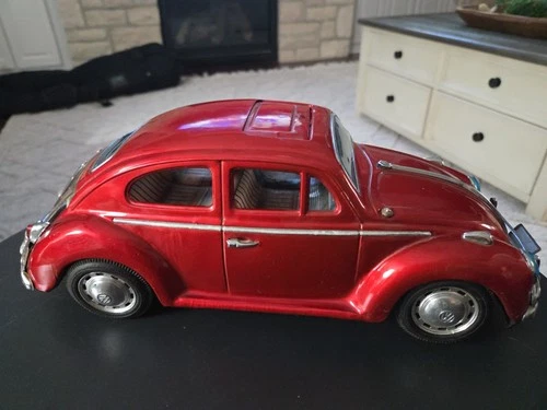 BANDAI VW VOLKSWAGEN BEETLE SEDAN CAR TIN BATTERY TOY JAPAN WORKS! VINTAGE