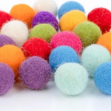 Felt Balls for Crafts Wool Mini 1.5cm Colorful Wool Felt Ball Garland Set