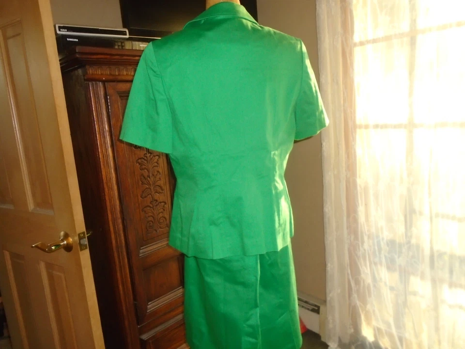 Mondi Sport Verde Chaqueta Falda Traje Escada Talla 42 Hecho en Alemania Y2K Foto 3 de 4