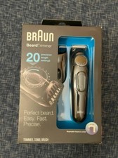 Braun beard trimmer washable head  comb scuffed box/New