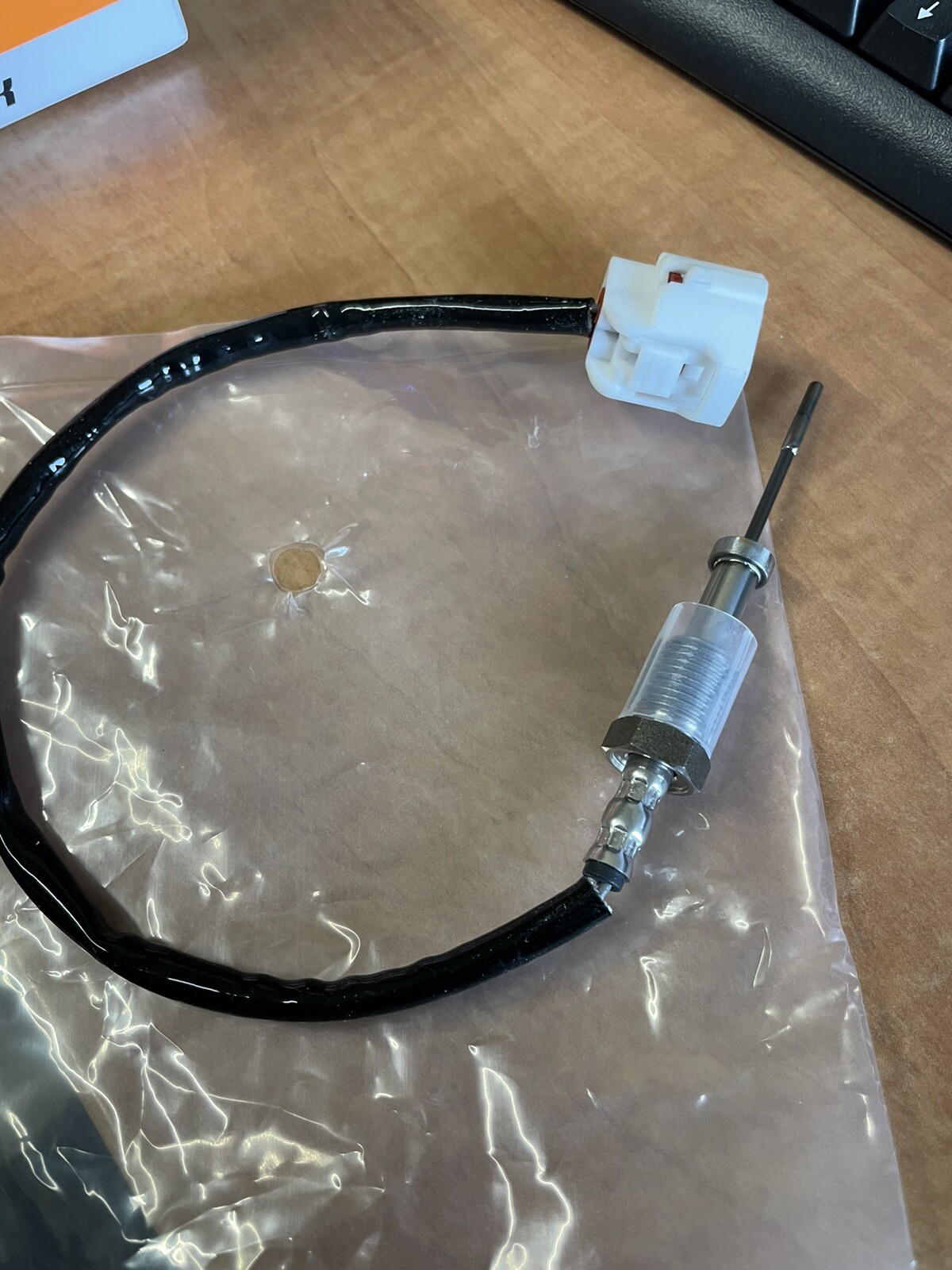 FOR NISSAN QASHQAI +2 1.5 dCi 0713 DPF EXHAUST TEMPERATURE SENSOR