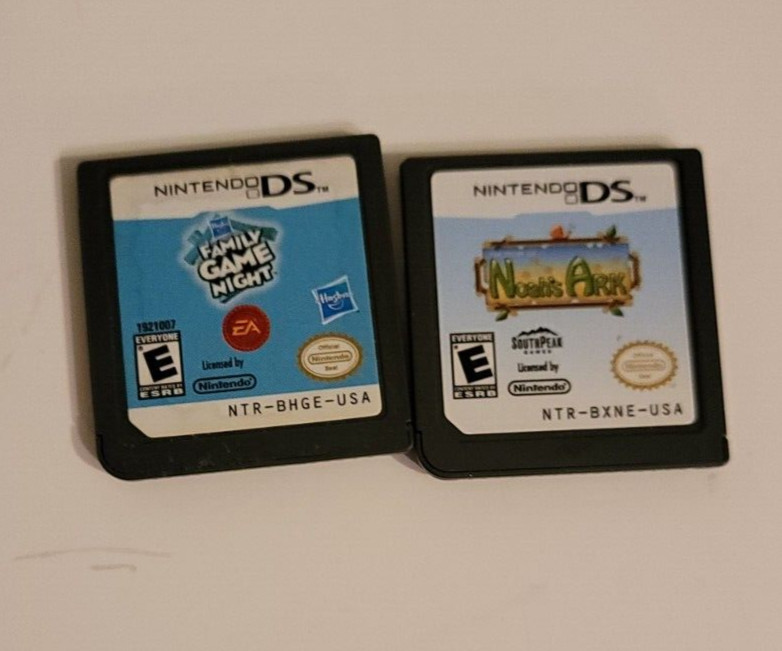 Nintendo DSi Handheld Console BLACK DS Bundle (6 games/power cord/GAME CASE)
