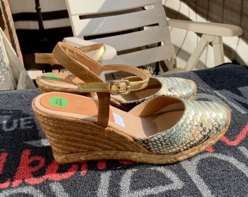 Espadrilles Menorca Ibiza Hippie Wedge Shimmering Bast Soft 40 NEW - Picture 1 of 4