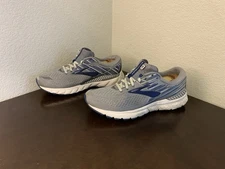 Brooks Adrenaline Gts 19 Running Shoes Men’s Size 9.5 Beaters