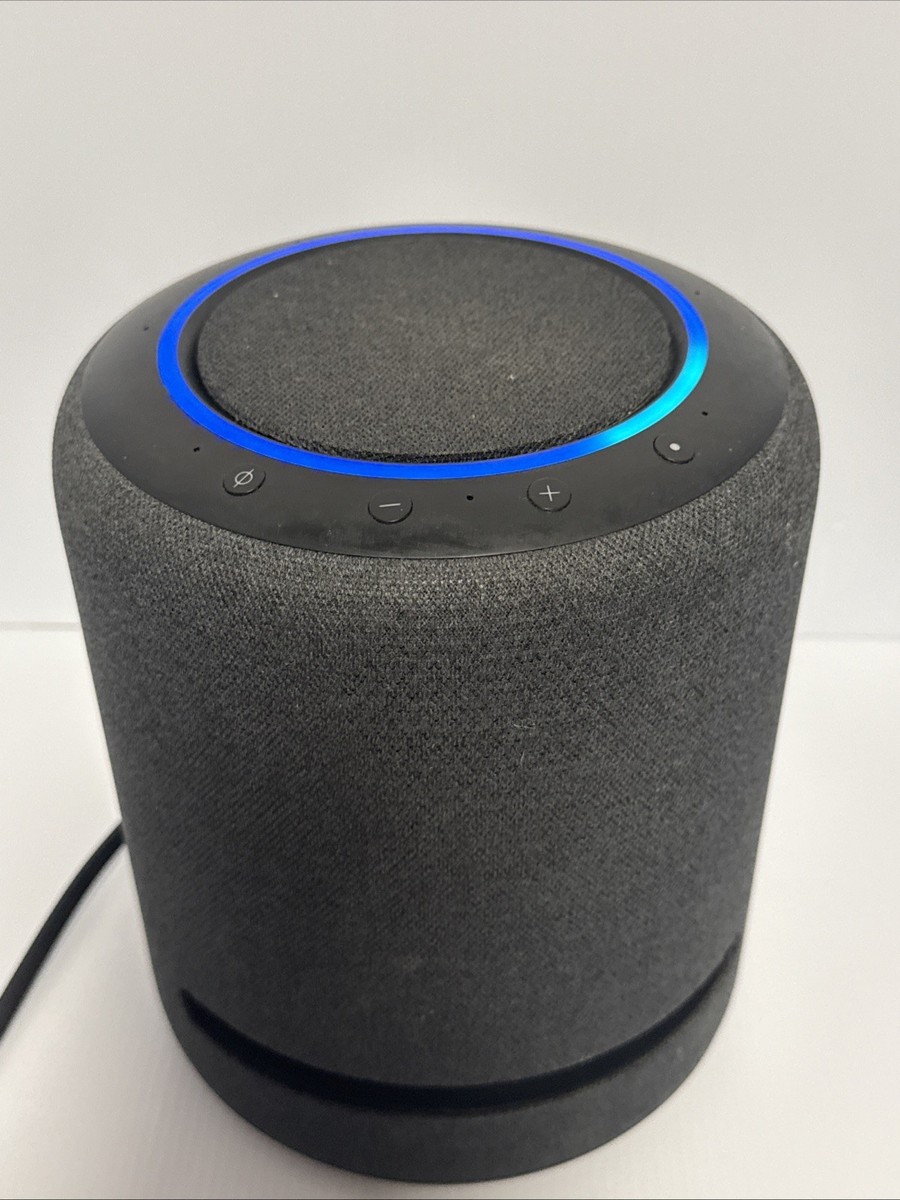 アマゾン　Echo Studio O2T2V3 アレクサ s-l1200.jpg