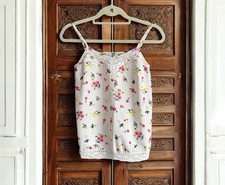 White Floral Bee Camisole Top Cami Hi By Henry Holland Size 6 Crochet Trim