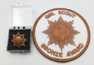 Girl Scout Bronze Award Pin & Badge Set Junior Highest Earned Award Post-2011