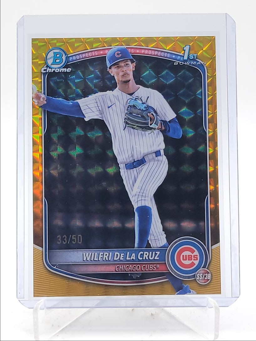WILFRI DE LA CRUZ 2025 BOWMAN CHROME 1ST GOLD GEOMETRIC CUBS /50 Q4060