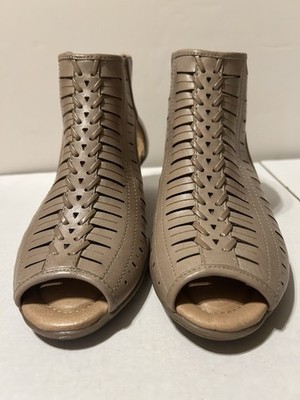 Earth Vicki Leather Peeptoe Ankle Shoes Tan 7M