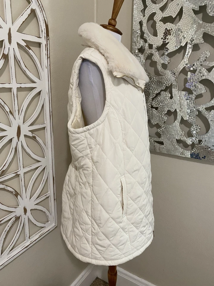 NWT ANNE KLEIN xlarge IVORY QUILTED FAUX FUR COLLAR VEST - Image 3 of 4
