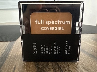 COVERGIRL Full Spectrum Matte Ambition - Powder Foundation-FS 405 Deep Neutral 1