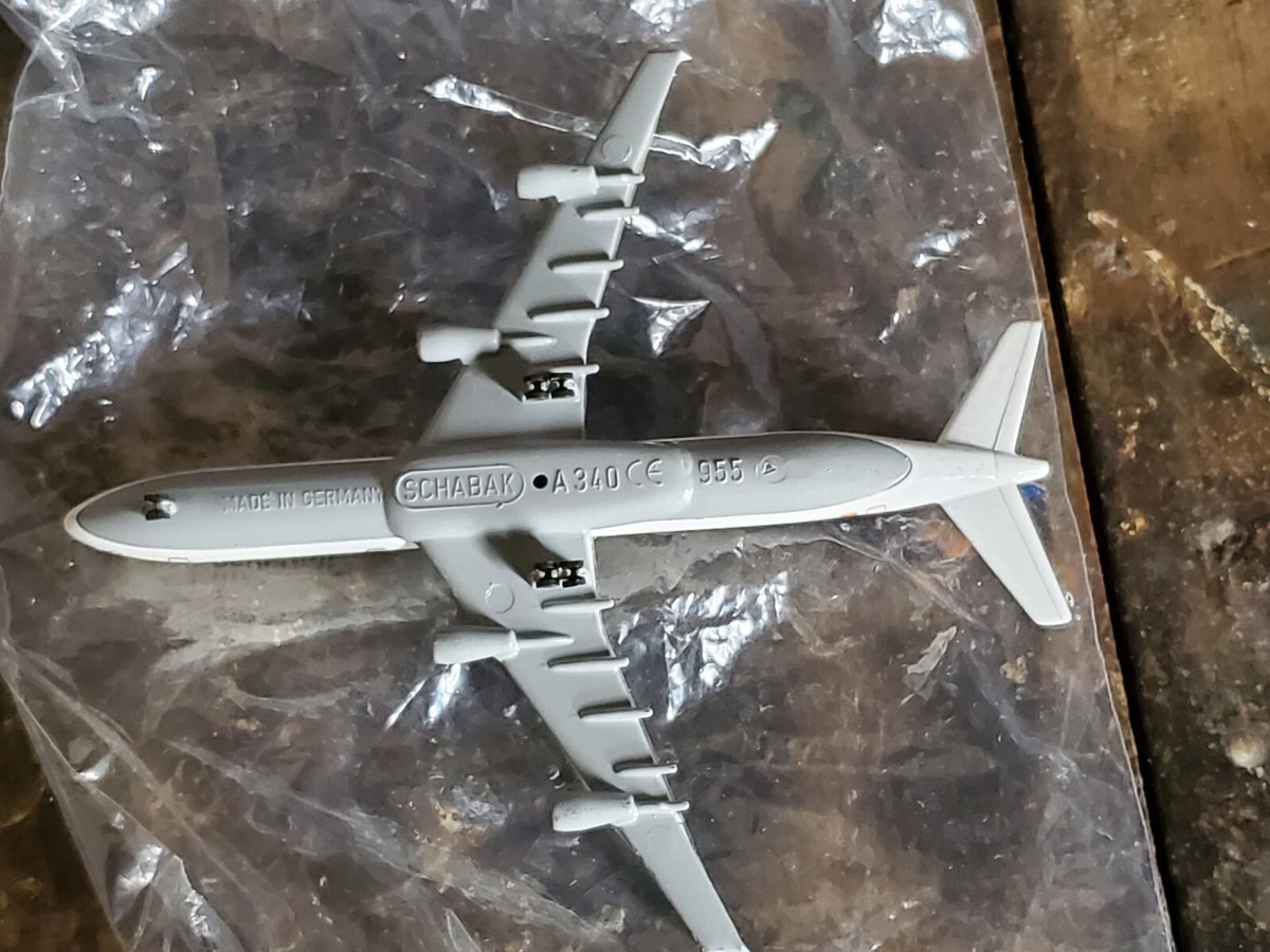 Schabak Lufthansa Airbus A 340 Plane 1:600 Scale Diecast