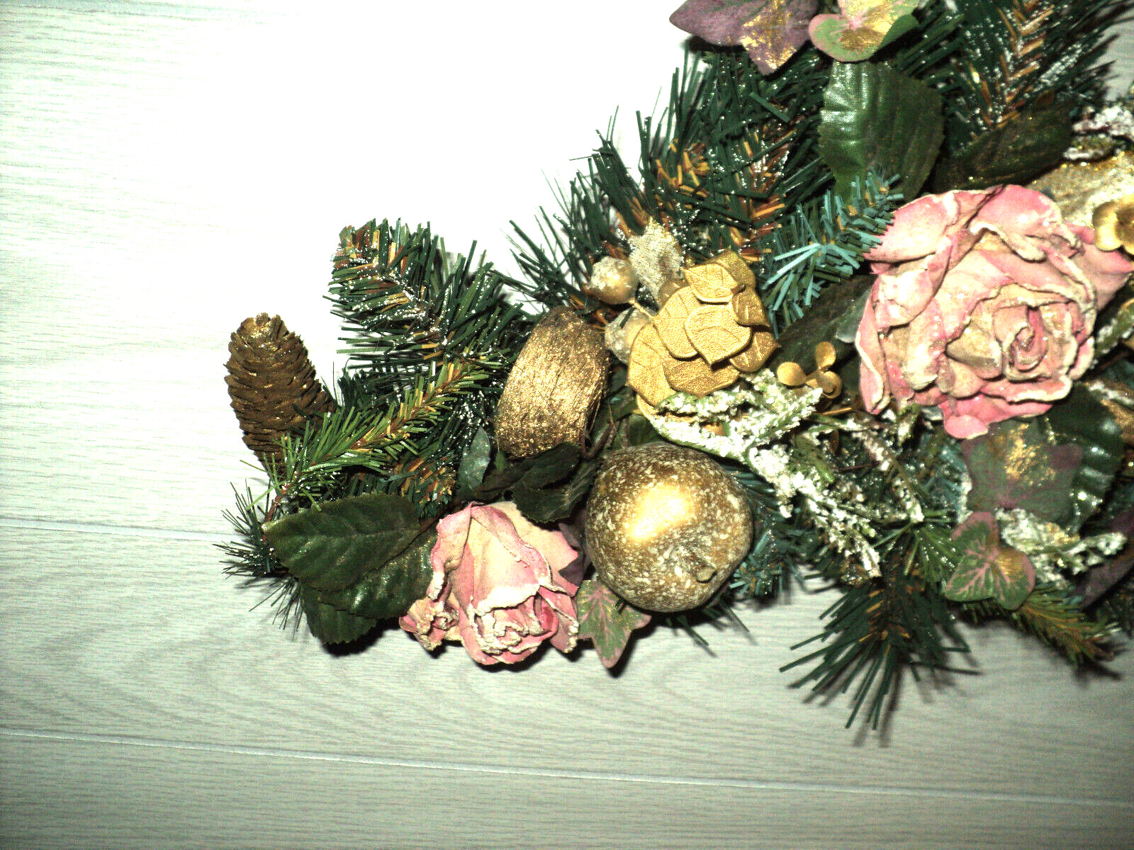 Home Interiors Wall Swag Pink Roses, Pinecones, Apples, Eucalyptus, Bird's Nests