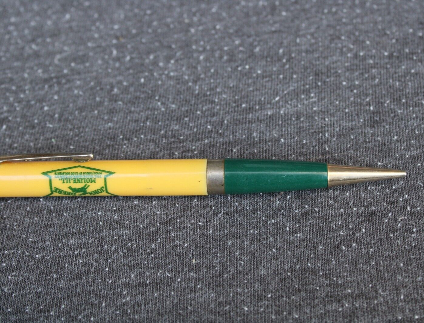 NEAR MINT * 1936 Logo JOHN DEERE Old Greensburg KS Advertising Mechanical Pencil