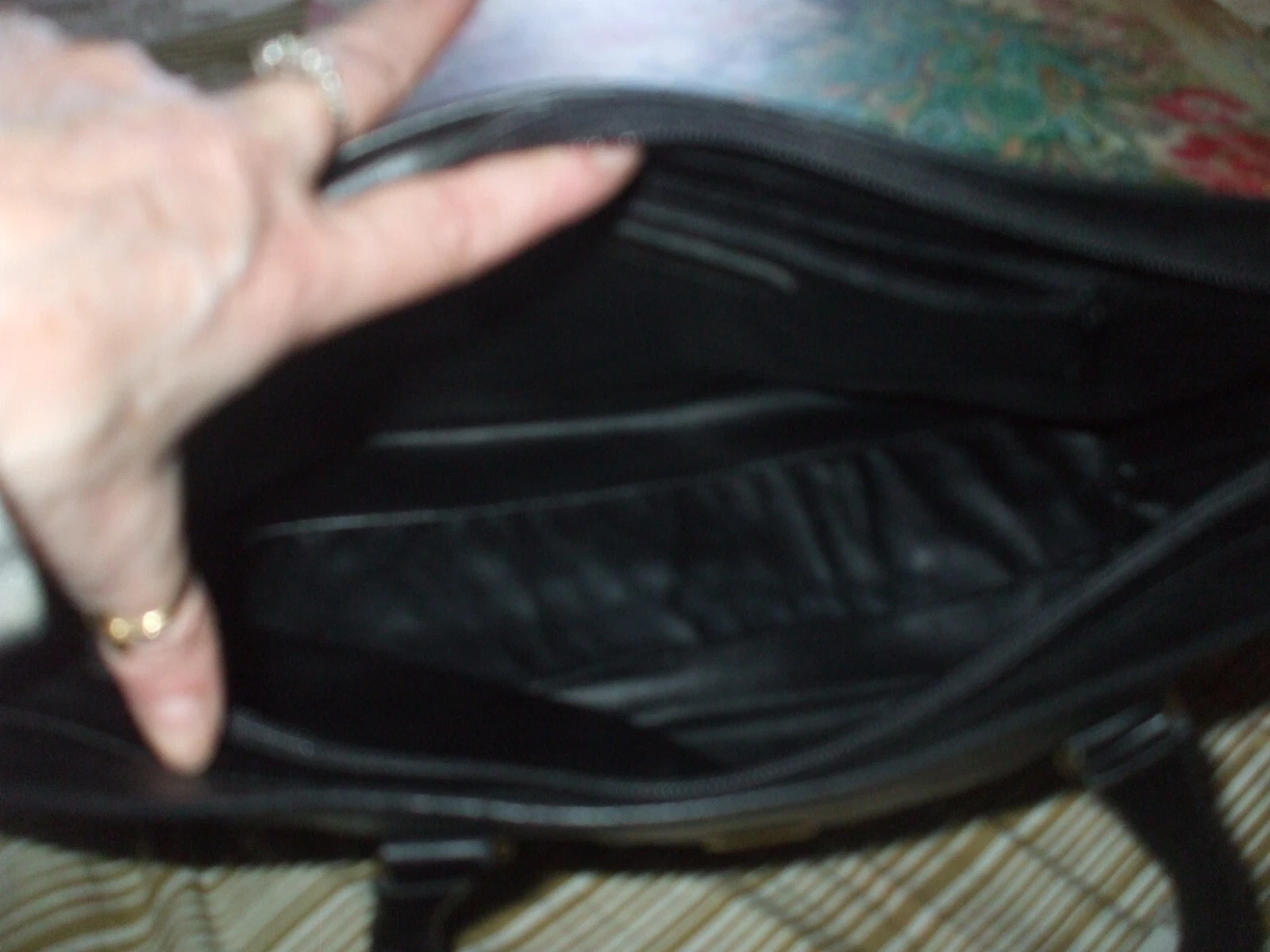 Autentica borsa tote Valentino Garavani in pelle nera borsa da lavoro viaggio