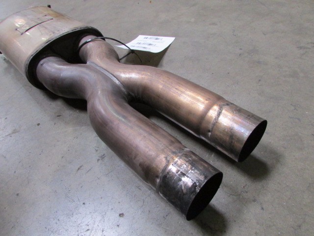 Maserati Granturismo, Exhaust Cross Pipe, Used, P/N 228235