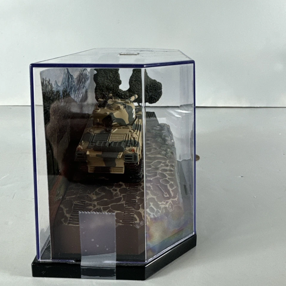 Caja de cerillas coleccionables Forest Crossing Sherman M4a3 Ardenas 1944 Foto 4 de 4