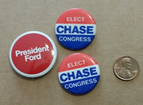 President Gerald Ford For President Red White Hat Lapel Pinback Button + Chase - Picture 2 of 5