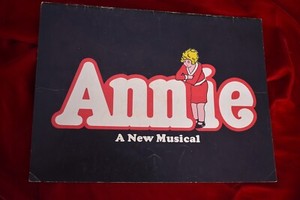 ANNIE JANE CONNELL SWEN SWENSON Musical BROADWAY Souvenir Program Book