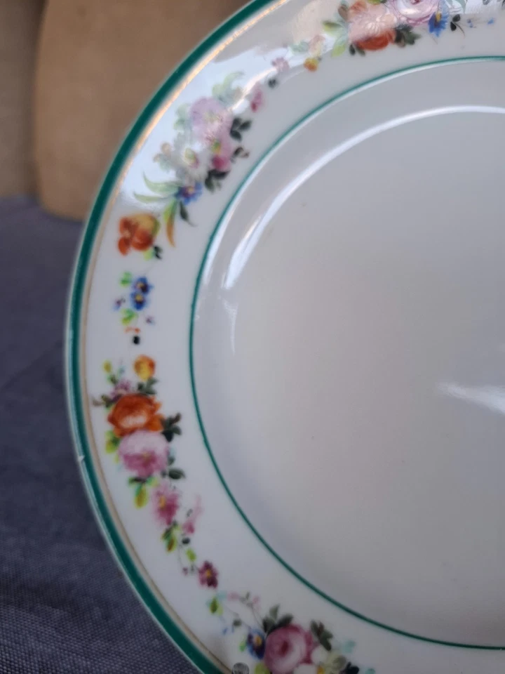 Ancienne Assiette en porcelaine paris ? guirlande de fleurs peintes - Photo 2/4