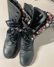 Rare Dr. Martens Triumph 1914 Black Floral Lined Fold-Down Boots – 12-Eye