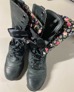 Dr Martens Triumph | eBay