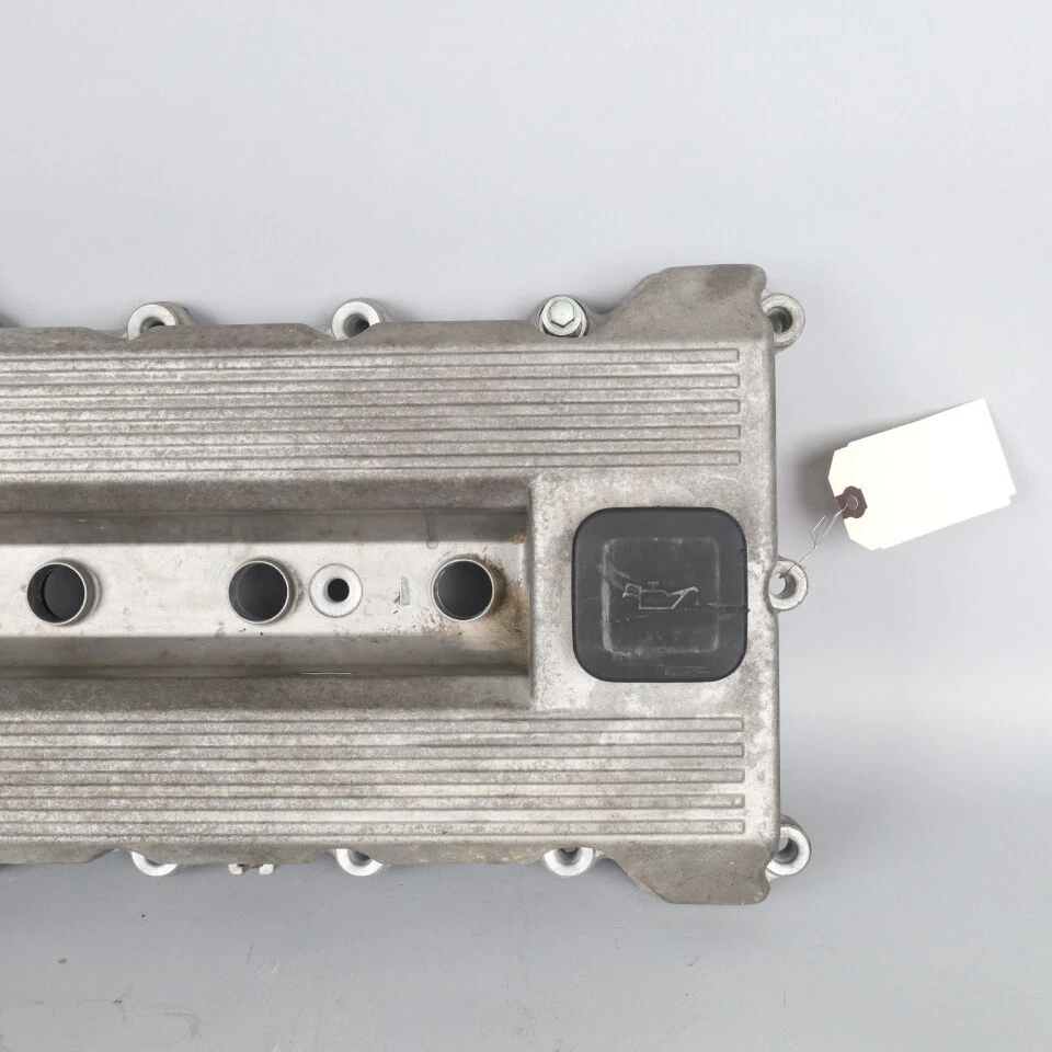 1996-1999 BMW 318i Z3 1.9 Engine Valve Cover 11121247827 OEM Used - Image 4 of 4