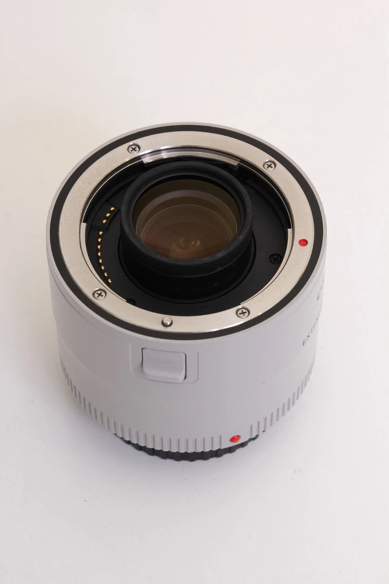 Canon EF 2X Extender III (Mark 3) 2 times Teleconverter EXCELLENT!
