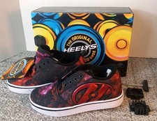 Heelys Pro 20 Prints Pink Black Galaxy Stars Wheeled Shoes Youth 3 Women s 4