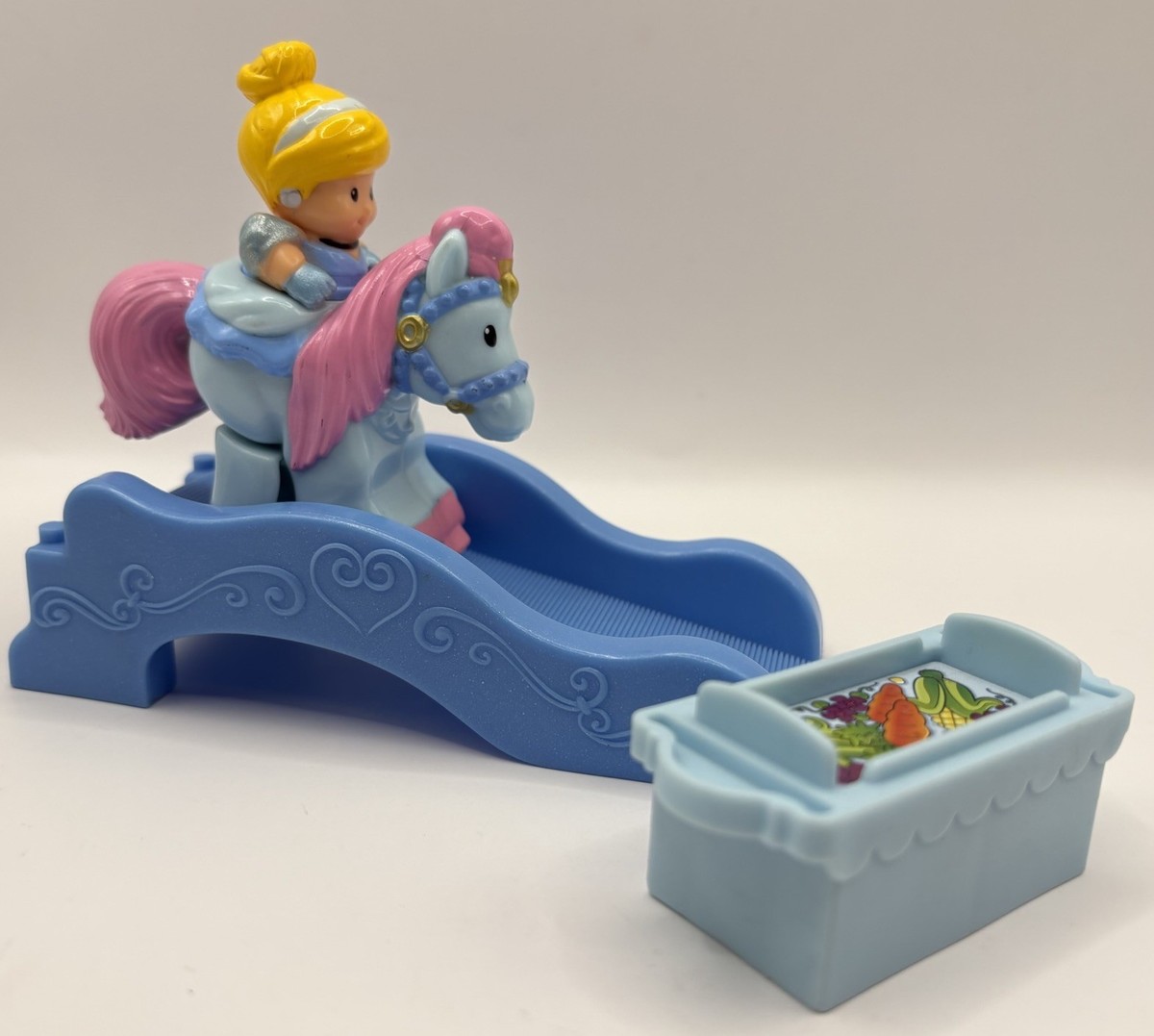 Fisher Price Little People Disney Princess Klip Klop Horse