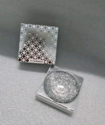 MAC Ice Parade 6 Snowglobe Lidschatten/COOL - SELTEN - **Eingestellt**