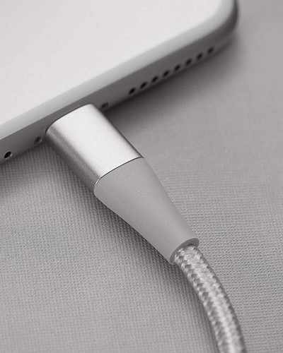 Câble Lightning Anker Powerline + II 6 pieds synchronisation de charge certifié MFi pour iPhone 11 - Photo 13 sur 31