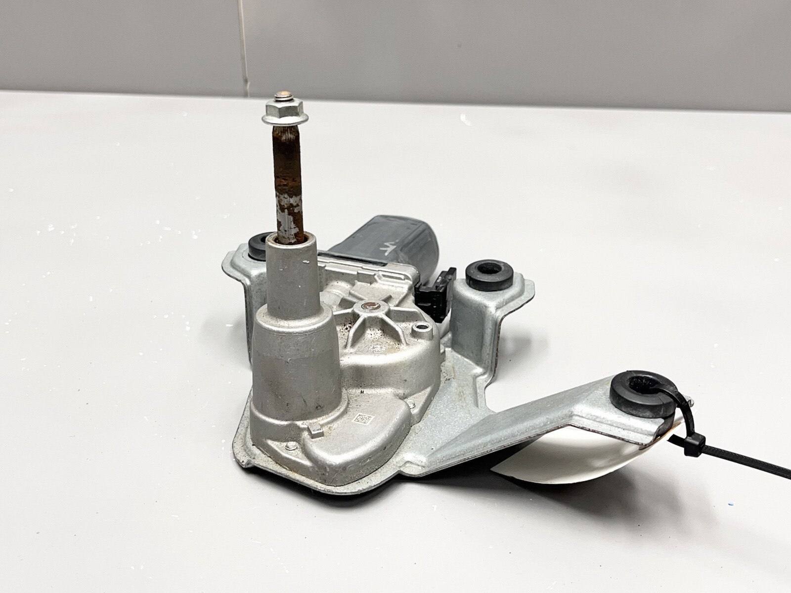 ⭐️2017-2020 MASERATI LEVANTE TAILGATE LIFTGATE BACK DOOR REAR WIPER MOTOR OEM